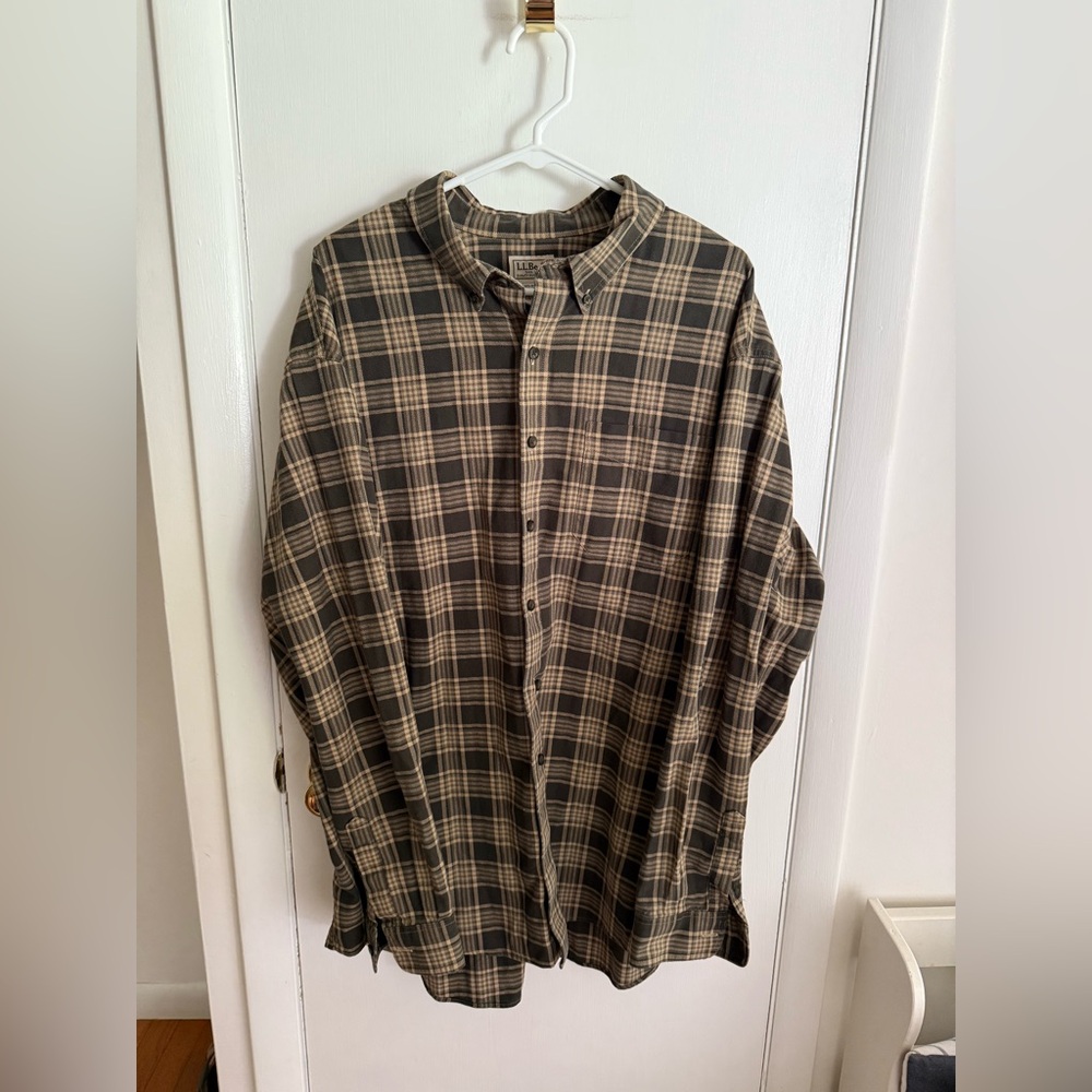 L.L. Bean Long Sleeve Button Down Shirt